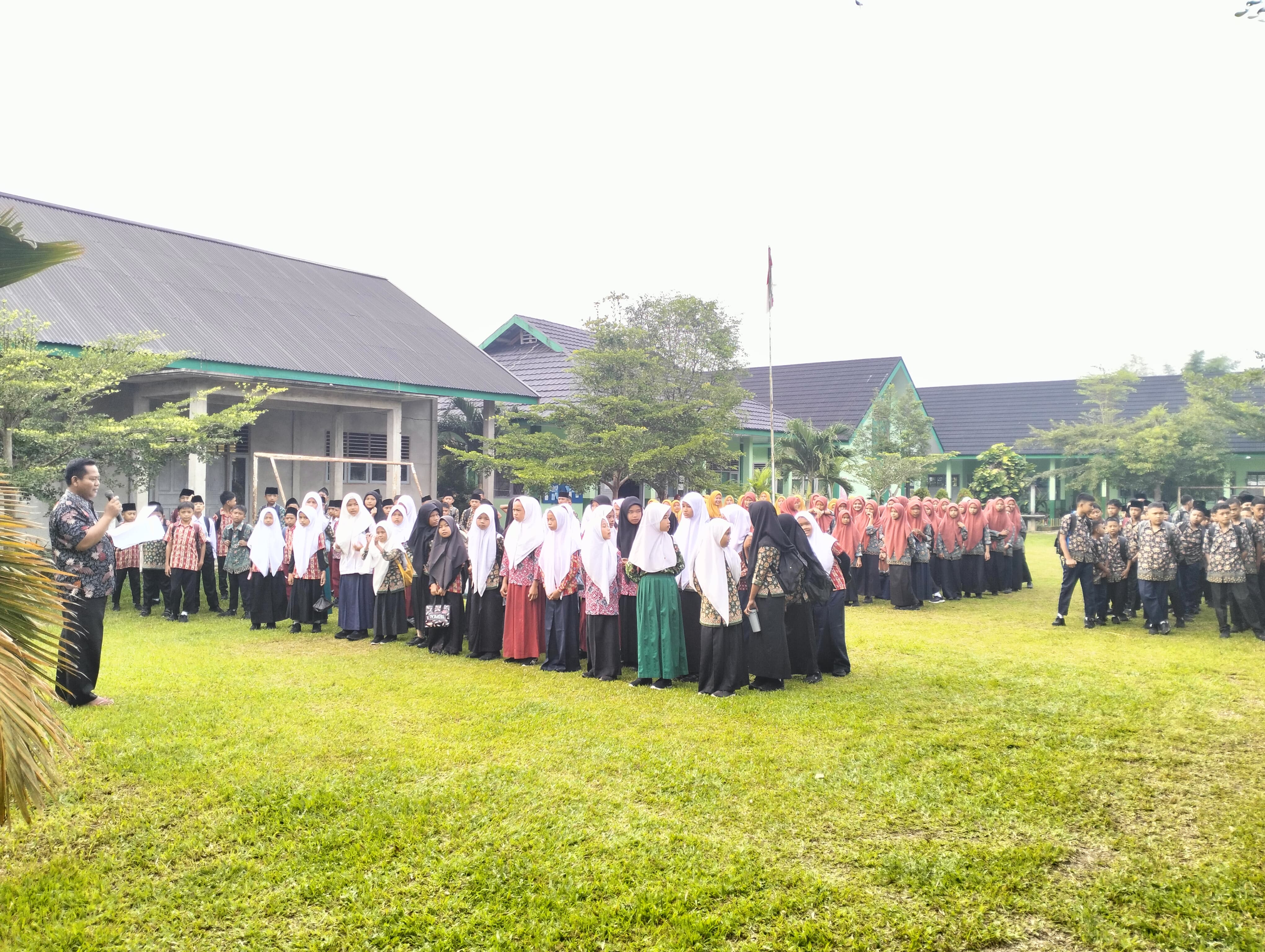 PEMBAGIAN KELAS DENGAN SEMANGAT BARU