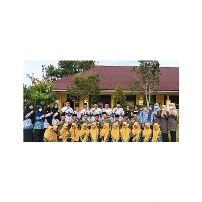 SUVER VISI GURU MATEMATIKA MTSN 5 BUNGO OLEH KEPALA MADRASAH