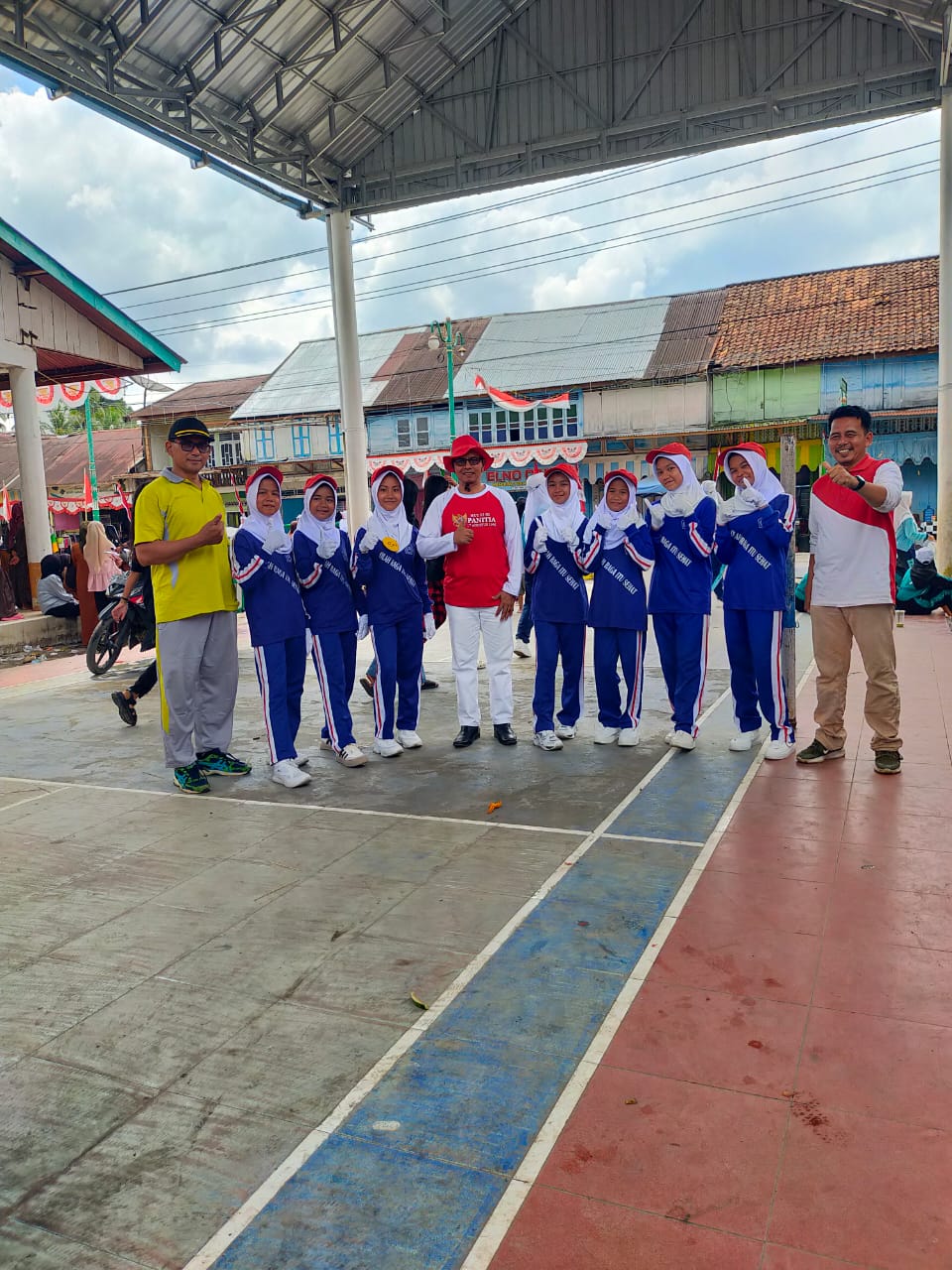 MTsN 5 Bungo Bersemangat Pertahankan Gelar Juara di Lomba Senam Kecamatan