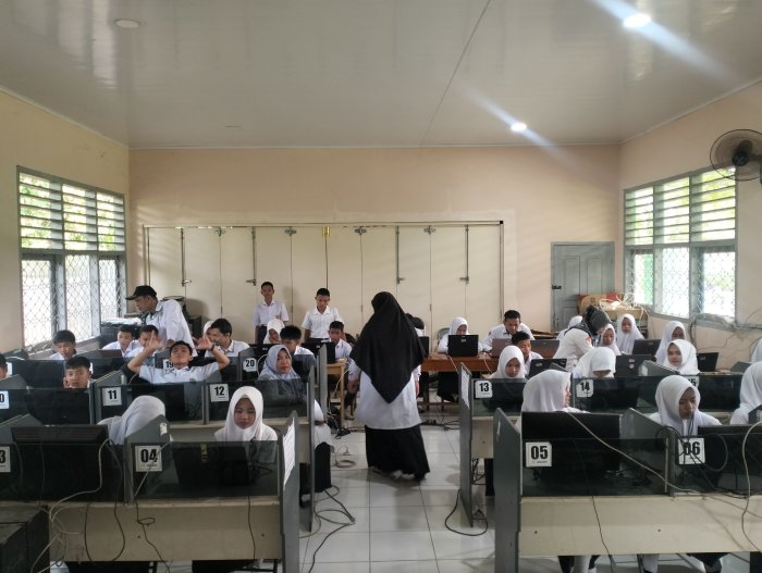 MTsN 5 Bungo Gelar Gladi Bersih TKANBK untuk 91 Siswa